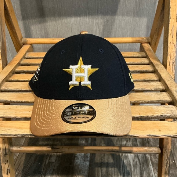 New Era Navy and Gold Astros Cap Size S/M - Picture 7 of 7